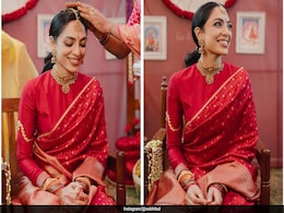 Sobhita Dhulipala Was A Resplendent Bride-To-Be In A Red Silk <i>Saree</i> For The <i>Pelli Kuthuru</i> Ceremony Sobhita Dhulipala Was A Resplendent Bride-To-Be In A Red Silk <i>Saree</i> For The <i>Pelli Kuthuru</i> Ceremony