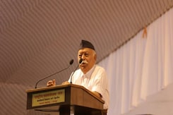 Row Over RSS Chief's 'Retire At 75' Comment, Opposition Reads Between Lines Row Over RSS Chief's 'Retire At 75' Comment, Opposition Reads Between Lines