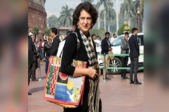 BJP vs Congress Over Priyanka Gandhi's 'Palestine' Bag BJP vs Congress Over Priyanka Gandhi's 'Palestine' Bag