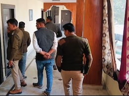 छतरपुर में होटलों की ताबड़तोड़ चेकिंग, 20 लोग गिरफ्तार,&nbsp;पुलिस करेगी पूछताछ
