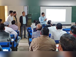 चुनाव प्रशिक्षण में गैरहाजिरी पर आयोग सख्त, नोटिस मिलने से सैकड़ों कर्मचारियों की बढ़ी मुश्किलें