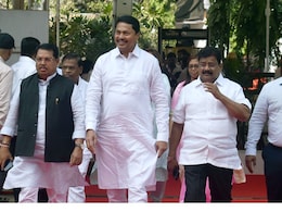 राजीनाम्याच्या चर्चेवर नाना पटोलेंचं स्पष्टीकरण, पराभवाच्या जबाबदारीवर कुणाकडं दाखवलं बोट? राजीनाम्याच्या चर्चेवर नाना पटोलेंचं स्पष्टीकरण, पराभवाच्या जबाबदारीवर कुणाकडं दाखवलं बोट?