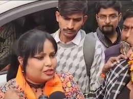 Chaos Over "<i>Raghupati Raghav...</i>" At Vajpayee Memorial, Singer Says Sorry Chaos Over "<i>Raghupati Raghav...</i>" At Vajpayee Memorial, Singer Says Sorry