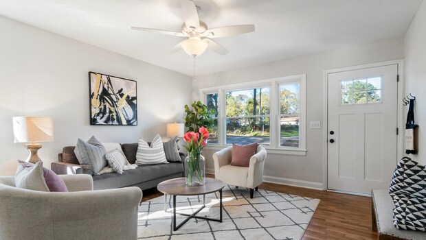 Best Deals On Recliners From Flipkart