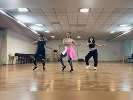 Kiara Advani "Had A Blast" Dancing To <i>Dhop</i> For A Cardio Workout Routine Kiara Advani "Had A Blast" Dancing To <i>Dhop</i> For A Cardio Workout Routine