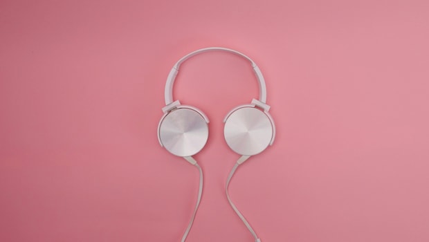 Top Deals On Wired Headphones From Flipkart