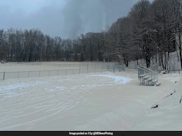 "Don't Eat It": Brown Snow Falls All Over US Town Prompting Warning From Officials "Don't Eat It": Brown Snow Falls All Over US Town Prompting Warning From Officials