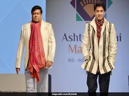 Watch: Jyotiraditya Scindia Walks The Ramp At Ashtalakshmi Mahotsav In Delhi Watch: Jyotiraditya Scindia Walks The Ramp At Ashtalakshmi Mahotsav In Delhi