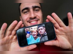 Syrian Whose Selfie With Merkel Went Viral Wants To Stay In Germany