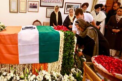 India Mourns Former Prime Minister Manmohan Singh India Mourns Former Prime Minister Manmohan Singh