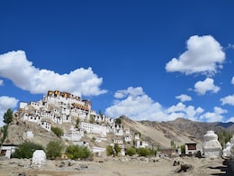लद्दाख में गजटेड अफसरों के पदों पर केंद्र सरकार स्थानीय लोगों को 95 प्रतिशत आरक्षण देने पर सहमत लद्दाख में गजटेड अफसरों के पदों पर केंद्र सरकार स्थानीय लोगों को 95 प्रतिशत आरक्षण देने पर सहमत