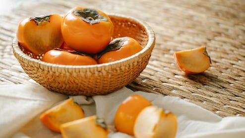 6 Health Benefits Of Persimmons Or Ramphal