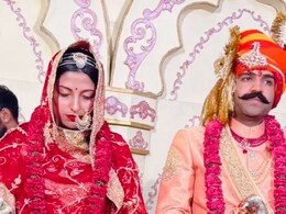 Unique Wedding: पाकिस्तान की बेटी बनी राजस्थान की बहू, जयपुर में उदयवीर संग लिए 7 फेरे, देखें वीडियो Unique Wedding: पाकिस्तान की बेटी बनी राजस्थान की बहू, जयपुर में उदयवीर संग लिए 7 फेरे, देखें वीडियो