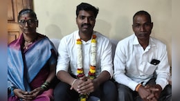 Success story: आधी नापास झाला मग यशाचा मानकरी ठरला! शेतकऱ्याच्या लेकानं काय केलं?