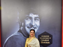 राज कपूर के 100 साल के सेलिब्रेशन पर इमोशनल हुईं रेखा, आलिया भट्ट और उनकी सासूमां नीतू कपूर के साथ कुछ यूं आईं नजर राज कपूर के 100 साल के सेलिब्रेशन पर इमोशनल हुईं रेखा, आलिया भट्ट और उनकी सासूमां नीतू कपूर के साथ कुछ यूं आईं नजर