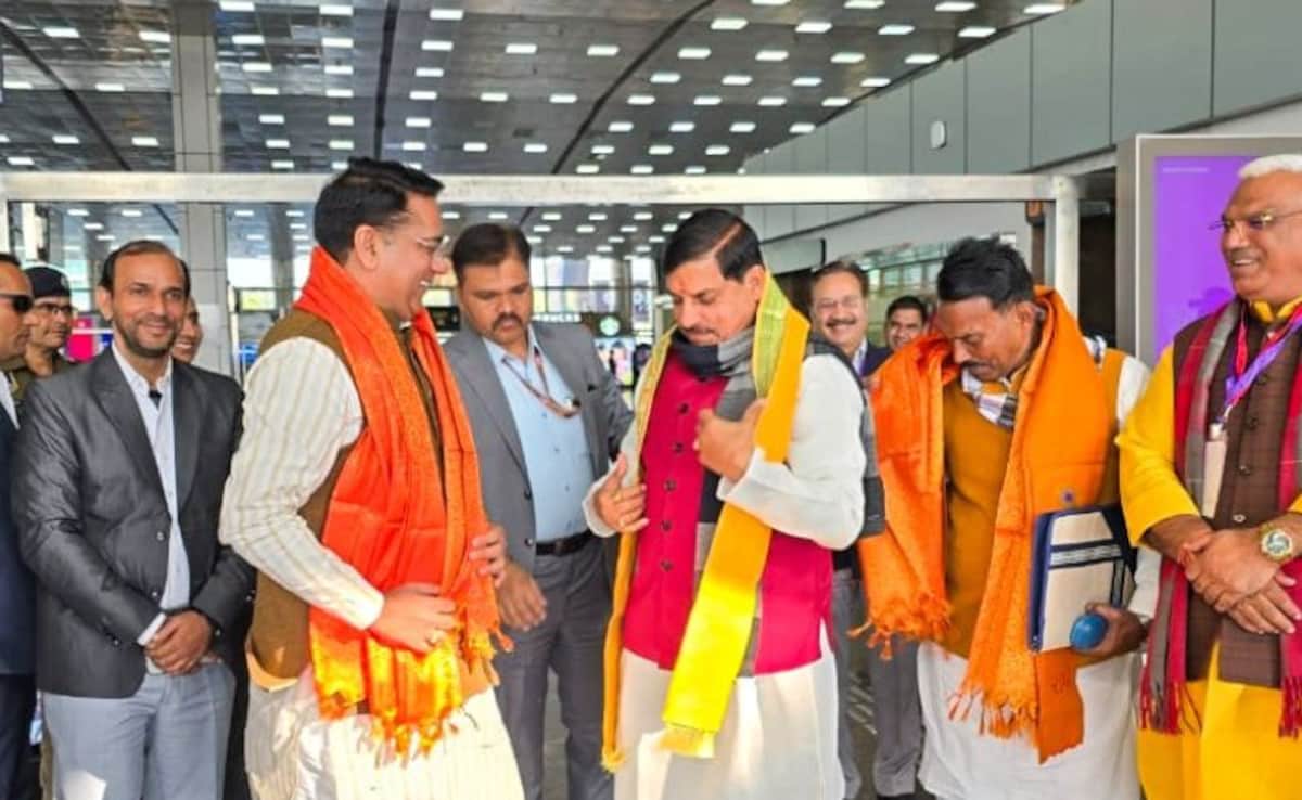 Rs 9.25 Lakh: Madhya Pradesh Government's Air Travel Cost Per Day
