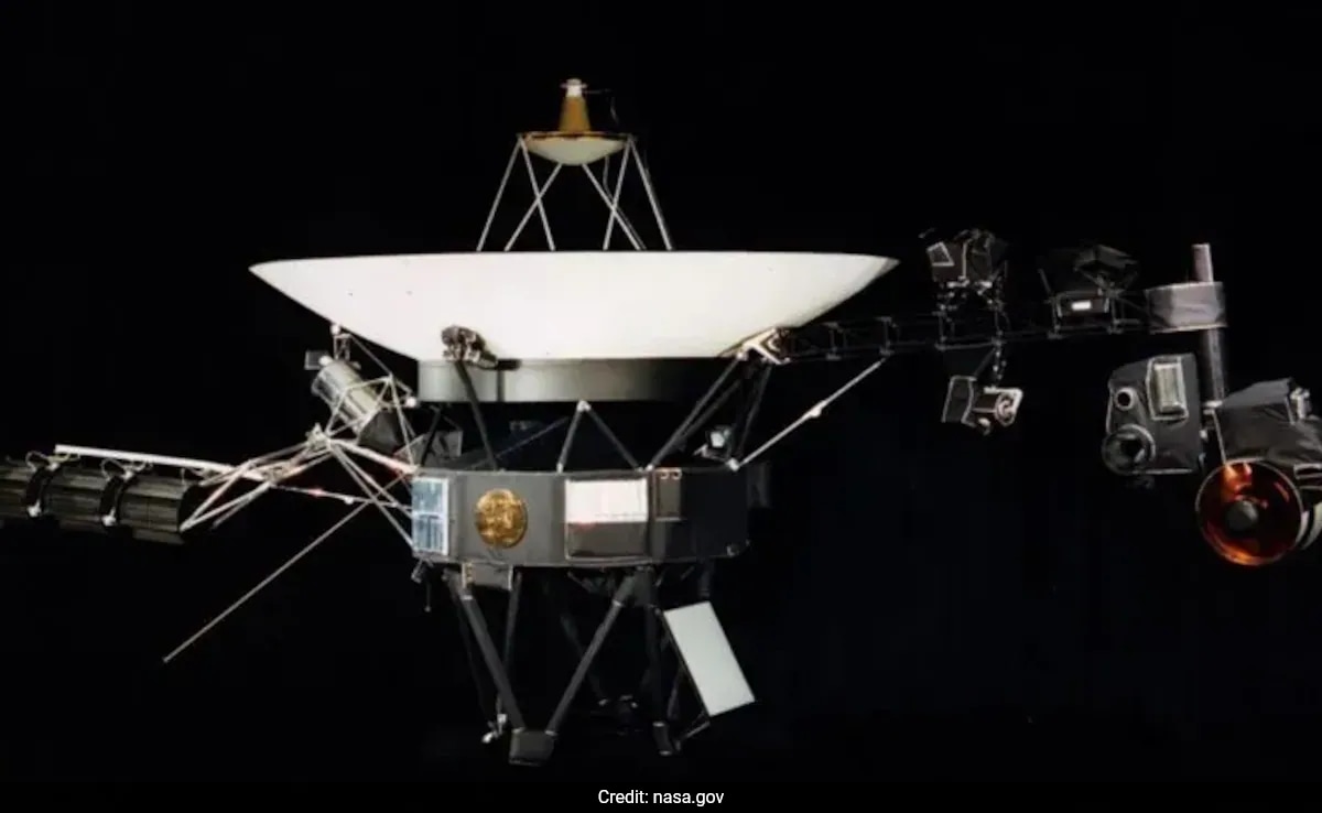 New Year, New Milestone: Voyager 1 To Reach One Light-Day From Earth In 2026