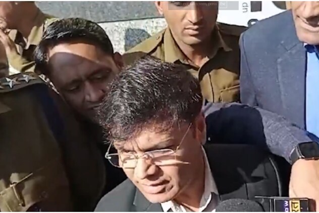 नगर निगम उपायुक्त लक्ष्मीकांत कटारा.