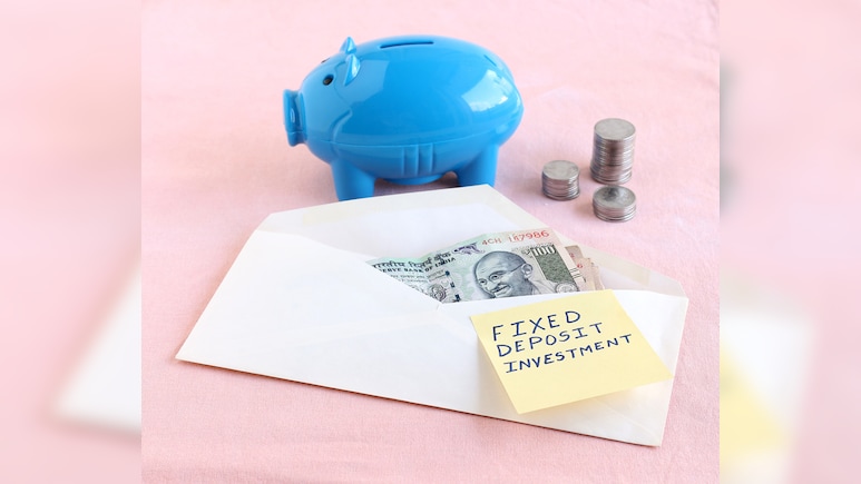 Rs 5,000 SIP vs Rs 5 Lakh Fixed Deposit: Which Delivers Bigger Returns