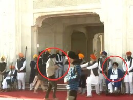 पंजाब के पूर्व डिप्टी CM सुखबीर सिंह बादल पर स्वर्ण मंदिर में चली गोली, हमले का वीडियो आया सामने पंजाब के पूर्व डिप्टी CM सुखबीर सिंह बादल पर स्वर्ण मंदिर में चली गोली, हमले का वीडियो आया सामने