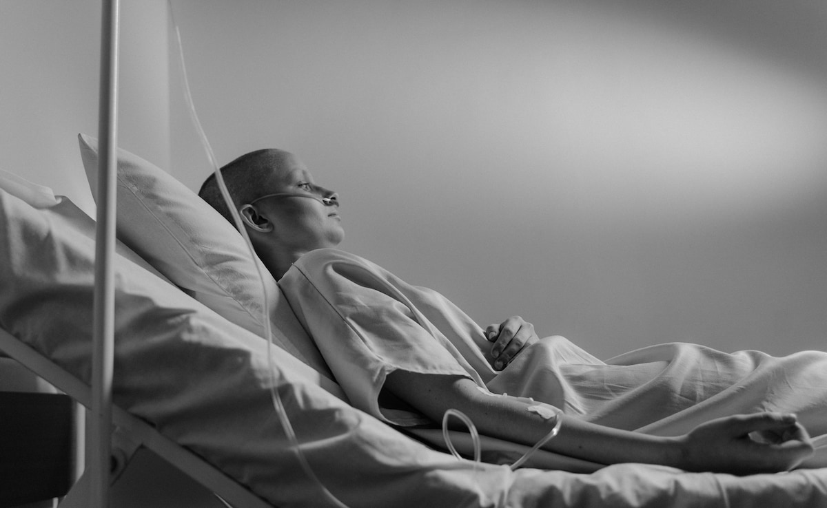 LifeSaving Surgery: AIIMS Doctors Extract 19.9 Kg Tumour From Colon Cancer Patient