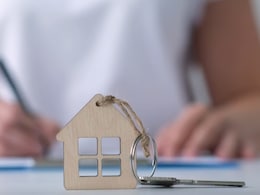 HRA: सैलरी में नहीं मिल रहा हाउस रेंट अलाउंस? फिर भी पा सकते हैं टैक्स छूट, जानिए कितनी कर सकते हैं क्लेम HRA: सैलरी में नहीं मिल रहा हाउस रेंट अलाउंस? फिर भी पा सकते हैं टैक्स छूट, जानिए कितनी कर सकते हैं क्लेम