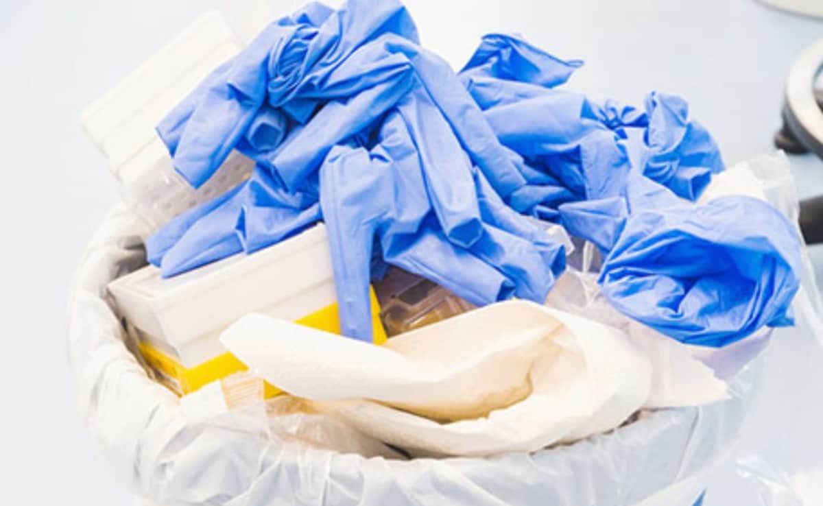 Kerala Removes Biomedical Waste Illegally Dumped In Tamil Nadu