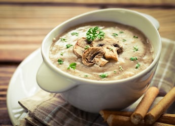5 Foolproof Tips To Whip Up The Creamiest Mushroom Soup Ever 5 Foolproof Tips To Whip Up The Creamiest Mushroom Soup Ever