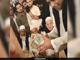 Rs 2.5 Crore Cash, Car Worth Rs 75 Lakh: Video Of Royal Wedding From Meerut Goes Viral Rs 2.5 Crore Cash, Car Worth Rs 75 Lakh: Video Of Royal Wedding From Meerut Goes Viral
