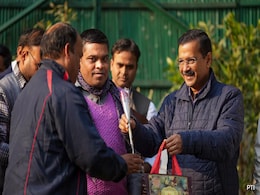 10 लाख तक का इंश्योरेंस, बेटियों की शादी के लिए एक लाख... ऑटो चालकों के लिए केजरीवाल की गारंटी 10 लाख तक का इंश्योरेंस, बेटियों की शादी के लिए एक लाख... ऑटो चालकों के लिए केजरीवाल की गारंटी