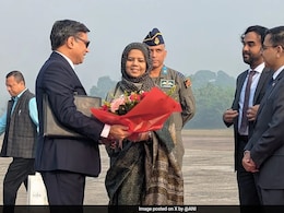 हिंदुओं पर हमलों के बीच ढाका पहुंचे भारत के विदेश सचिव, करेंगे कई अहम बैठक हिंदुओं पर हमलों के बीच ढाका पहुंचे भारत के विदेश सचिव, करेंगे कई अहम बैठक