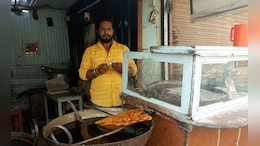 New Year special: नव्या वर्षात जन्मलेल्या मुलीला 'या' शहरात दिलं जातं सोन्याचं नाणं, काय आहे प्रथा?