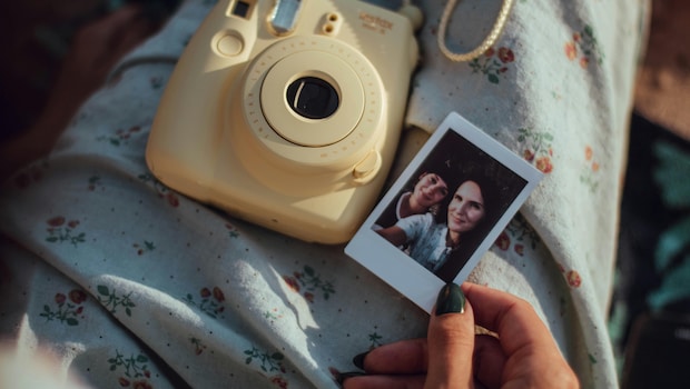 Best Deals On Instant Camera From Flipkart