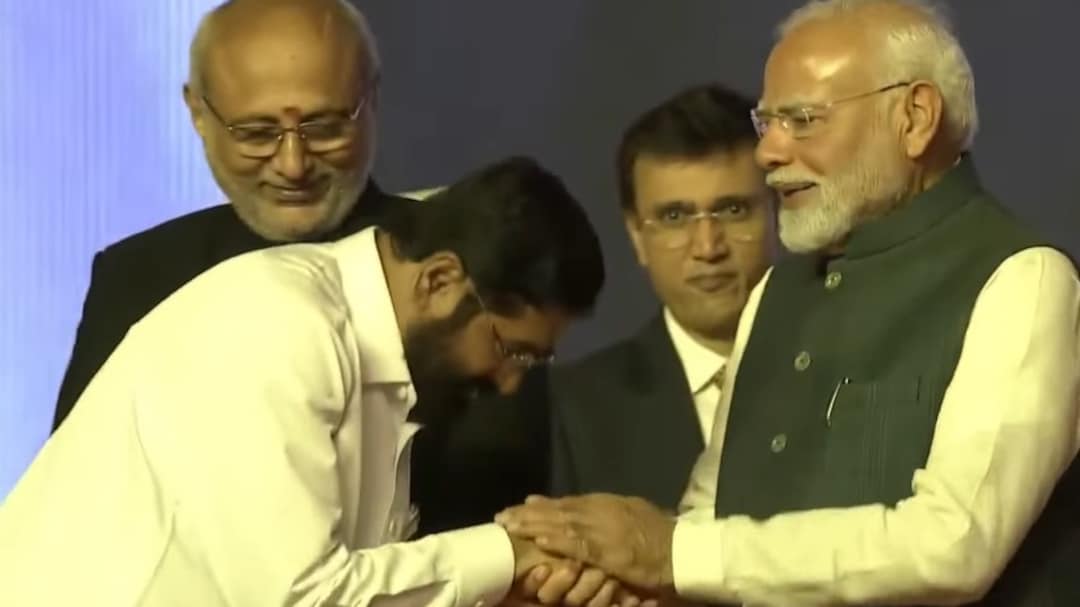 Eknath Shinde : एकनाथ शिंदेंनी सांगितला उपमुख्यमंत्रिपदाचा अर्थ, DCM म्हणजे...