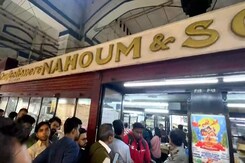 Kolkata's 122-Year-Old Bakery Unites Communities for Christmas Cheer Kolkata's 122-Year-Old Bakery Unites Communities for Christmas Cheer