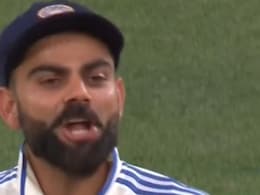 IND vs AUS: "उसे कुछ समझ नहीं आया....", बुमराह की गेंद पर ऑस्ट्रेलियाई बल्लेबाज के उड़े होश तो विराट कोहली ने ऐसे उड़ाया मजाक, Video IND vs AUS: "उसे कुछ समझ नहीं आया....", बुमराह की गेंद पर ऑस्ट्रेलियाई बल्लेबाज के उड़े होश तो विराट कोहली ने ऐसे उड़ाया मजाक, Video