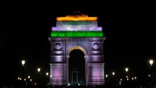 New Year's Eve In Delhi: Traffic Advisory, Metro Restrictions And Other Details