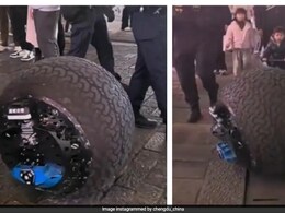 AI टेक्नोलॉजी से चीन ने बनाया पुलिस रोबोट, पब्लिक प्लेस में क्रिमिनल पर रखेगा नजर, जानिए कैसे करेगा काम AI टेक्नोलॉजी से चीन ने बनाया पुलिस रोबोट, पब्लिक प्लेस में क्रिमिनल पर रखेगा नजर, जानिए कैसे करेगा काम