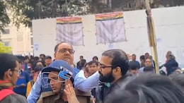 On Camera, Patna Official Slaps Aspirant Protesting Paper 'Leak', Clarifies