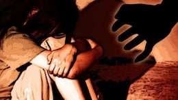 2 साल से हो रहे रेप के बाद अब गैंगरेप, सहेली से बुक मांगने गई 12वीं की छात्रा को थाने के पास सुनसान मकान में ले गए