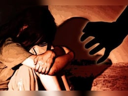 Rajasthan: महिला के साथ बोलेरो गाड़ी में गैंगरेप, 7 लोगों ने बारी-बारी से 11 दिन तक की दरिंदगी; मुंह में कपड़ा ठूंस सड़क पर फेंका Rajasthan: महिला के साथ बोलेरो गाड़ी में गैंगरेप, 7 लोगों ने बारी-बारी से 11 दिन तक की दरिंदगी; मुंह में कपड़ा ठूंस सड़क पर फेंका
