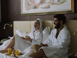 विंटर्स के लिए लेना चाहते हैं हाई क्वालिटी और स्टाइलिश बाथरोब, तो इन बेहतरीन डील्स को बिल्कुल न करें मिस