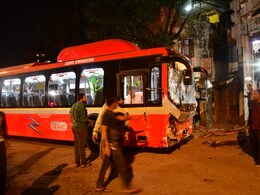 Best Bus Accident : मागील 5 वर्षात 834 बेस्ट बस अपघातात 88 नागरिकांचा मृत्यू Best Bus Accident : मागील 5 वर्षात 834 बेस्ट बस अपघातात 88 नागरिकांचा मृत्यू