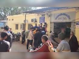 CG News : एग्रीकल्चर कॉलेज के बॉयज हॉस्टल में जिंदगी से हार गया छात्र, दोस्तों ने खिड़की से देखा तो... CG News : एग्रीकल्चर कॉलेज के बॉयज हॉस्टल में जिंदगी से हार गया छात्र, दोस्तों ने खिड़की से देखा तो...