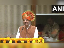 भगवा-हरा फेंटा, चेहरे पर चमक, फडणवीस के हरेक शब्द में छलक रही थी 'समंदर' बन लौटने की चमक