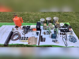 Anti-Naxal Operations: पहली बार पकड़ में आई नक्सलियों की 'हथियार फैक्ट्री', ये सामान हुए बरामद