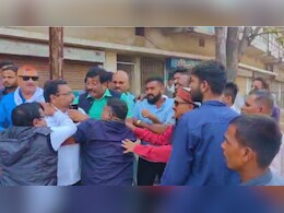 अवैध अतिक्रमण पर निगम की कार्रवाई के दौरान जमकर विवाद, भिड़े कांग्रेस के दो दिग्गज