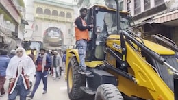 Bulldozer Action: अजमेर दरगाह के पास चला बुलडोजर, कई दुकानों को किया ध्वस्त; दहशत में लोग