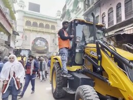 Bulldozer Action: अजमेर दरगाह के पास चला बुलडोजर, कई दुकानों को किया ध्वस्त; दहशत में लोग Bulldozer Action: अजमेर दरगाह के पास चला बुलडोजर, कई दुकानों को किया ध्वस्त; दहशत में लोग