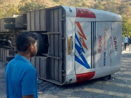 राजसमंद में दर्दनाक सड़क हादसा, पिकनिक पर जा रही स्कूली बस बेकाबू होकर गड्डे में गिरी, तीन बच्चों की मौत